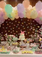 Antonella faz 10 com muitas borboletas e flores